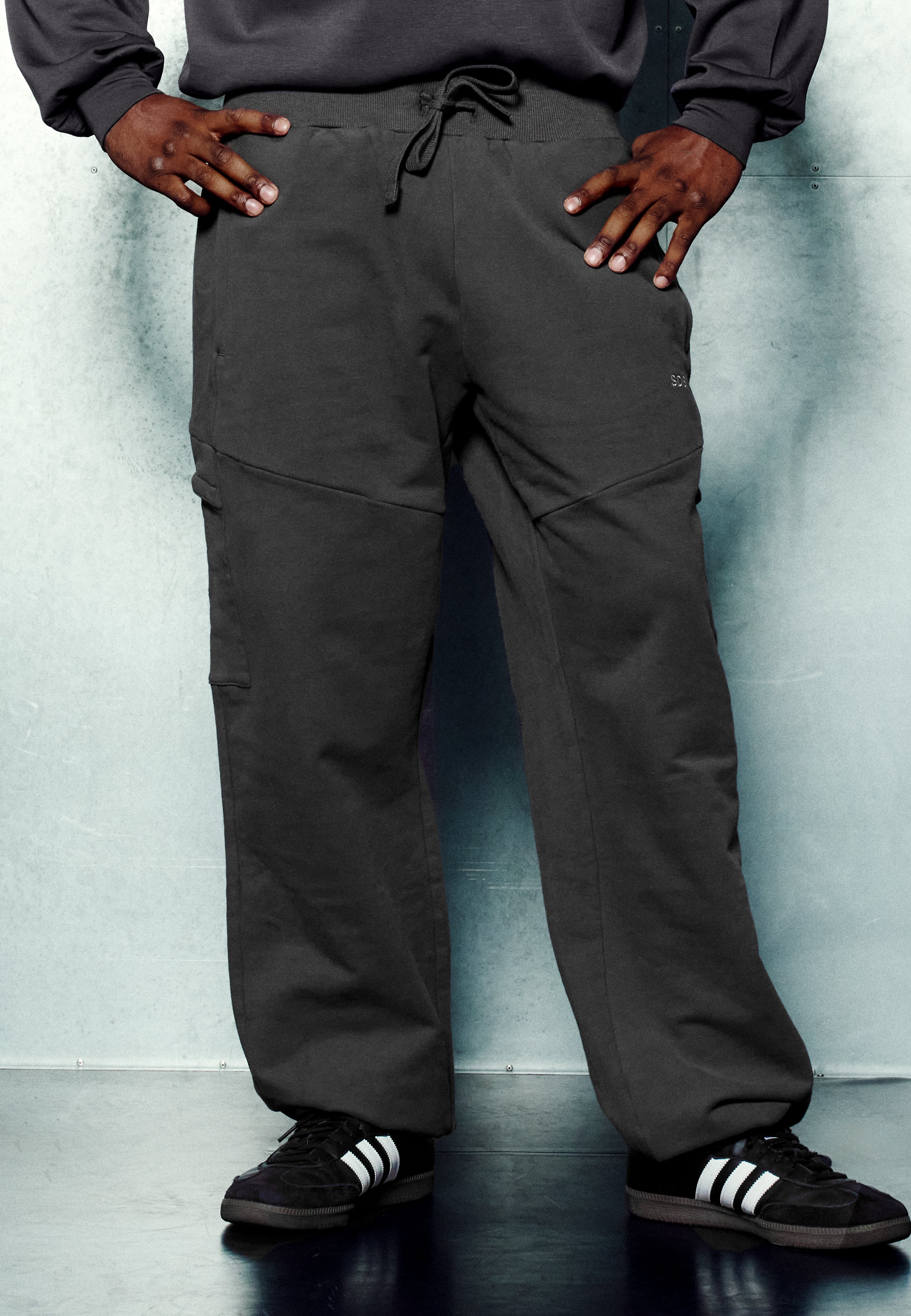 Tracer Pants Oversized Unisex - Grey